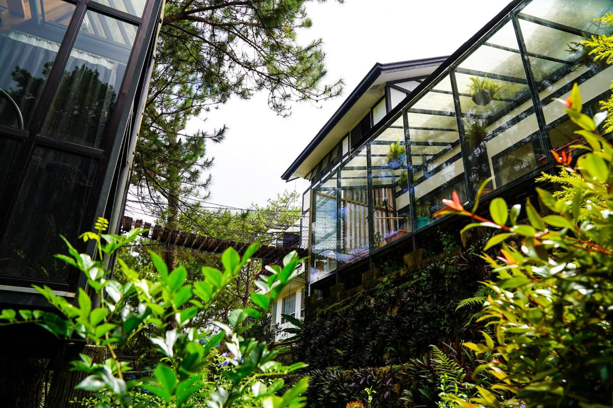 Villa Tudor In The Pines à Baguio City Extérieur photo