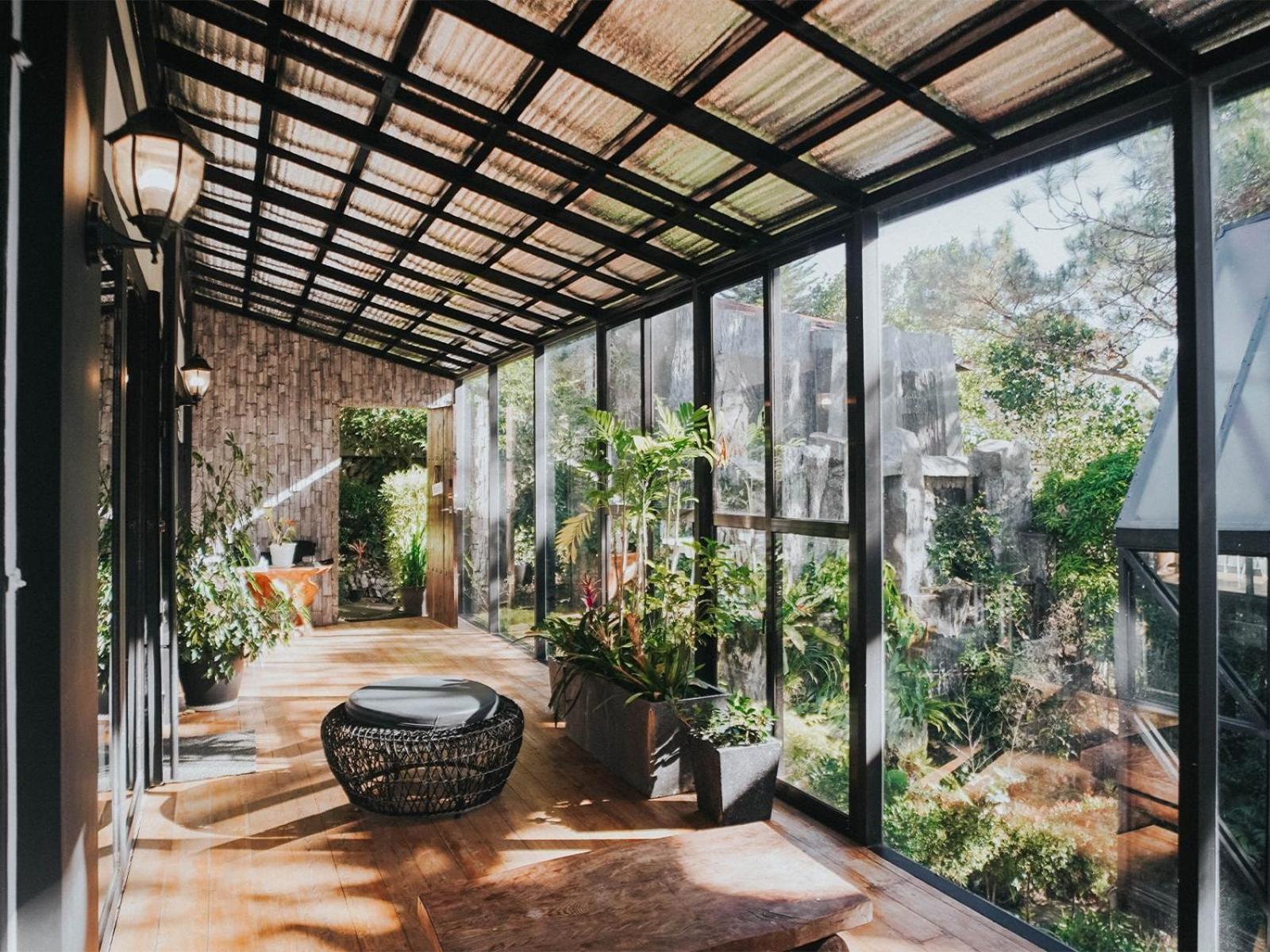Villa Tudor In The Pines à Baguio City Extérieur photo