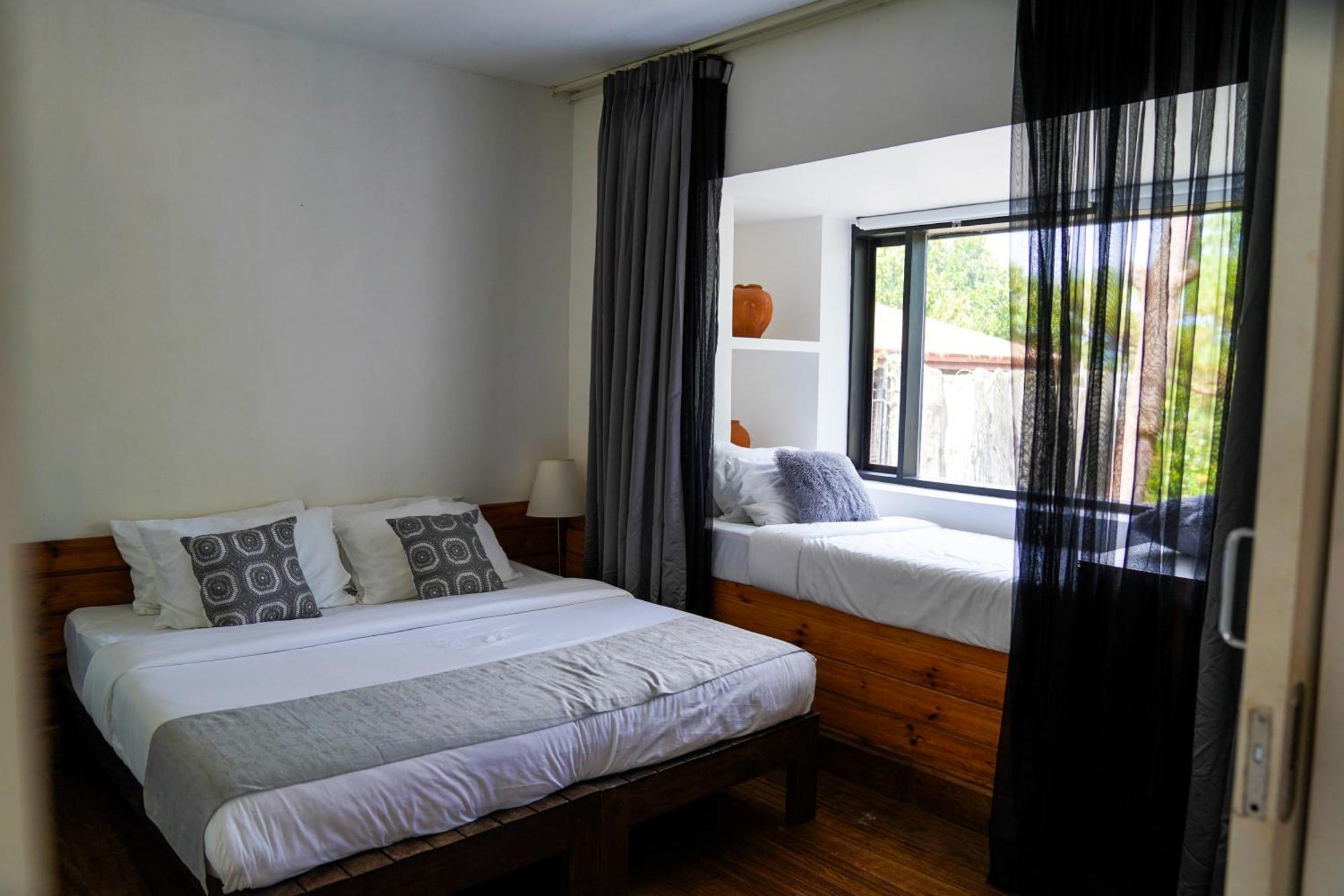 Villa Tudor In The Pines à Baguio City Extérieur photo