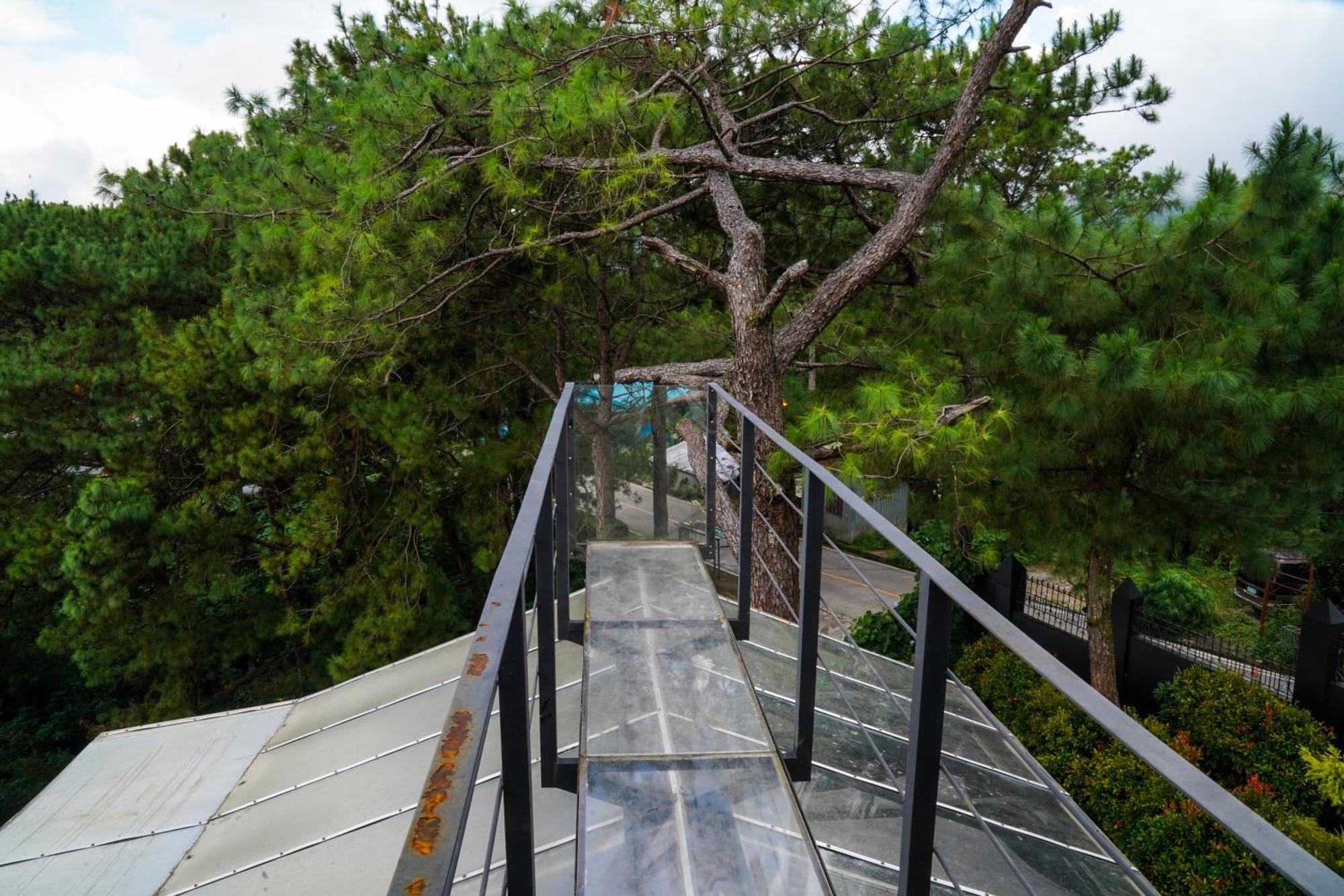 Villa Tudor In The Pines à Baguio City Extérieur photo