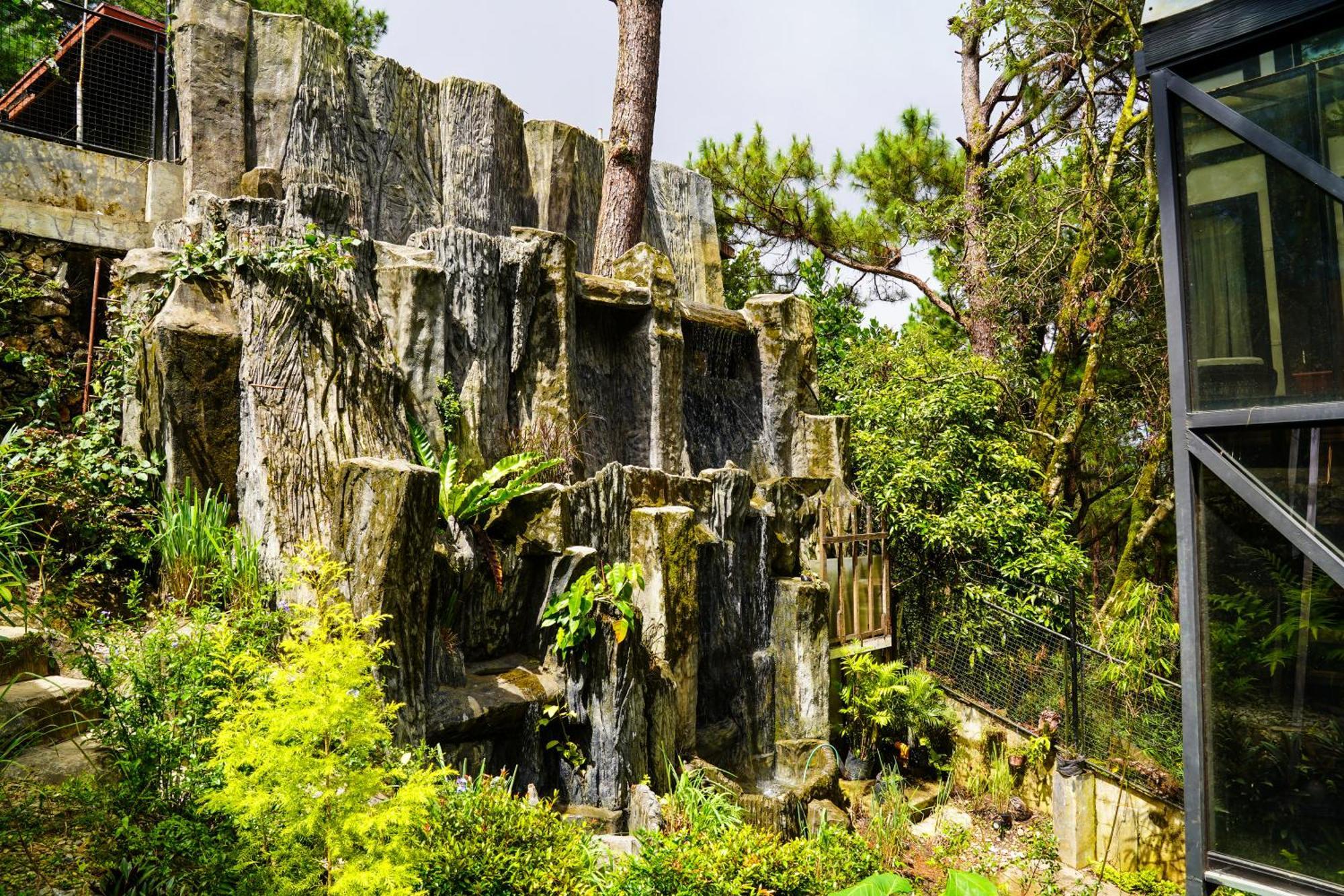 Villa Tudor In The Pines à Baguio City Extérieur photo
